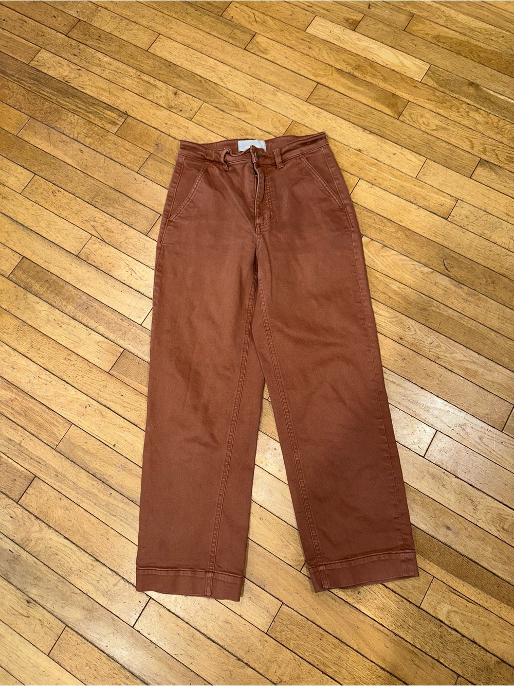 Woman’s Everlane cropped straight regular pants bottoms